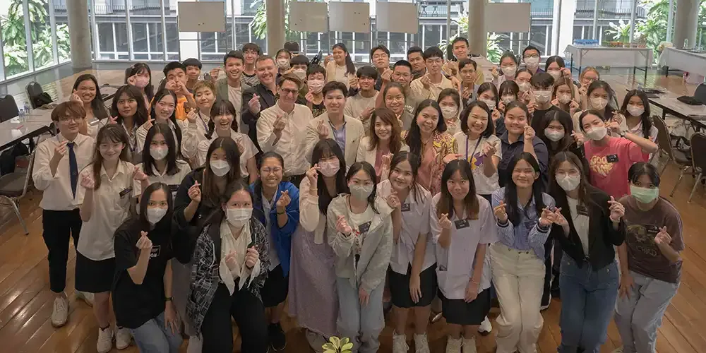 IRGA Organizes “Diplomat Camp” for High School Students