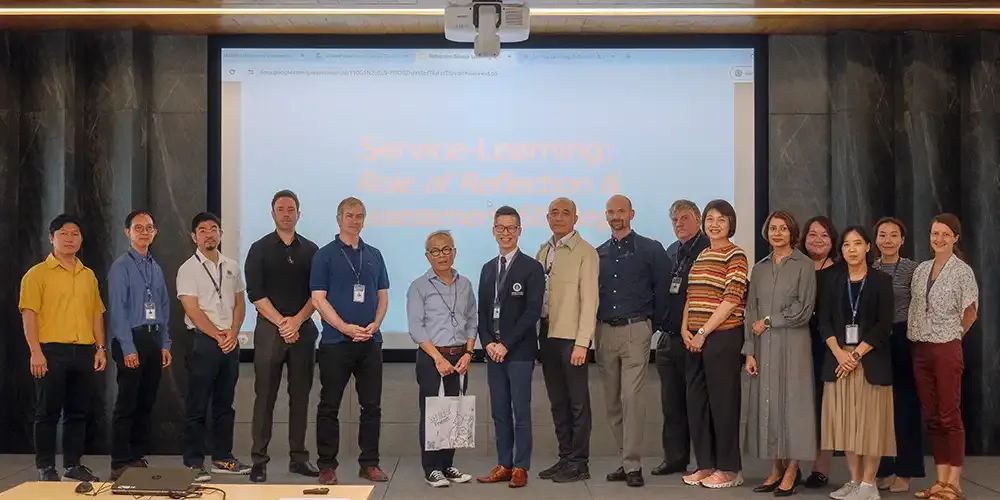 Enhancing Learning Through Reflective Essays￼