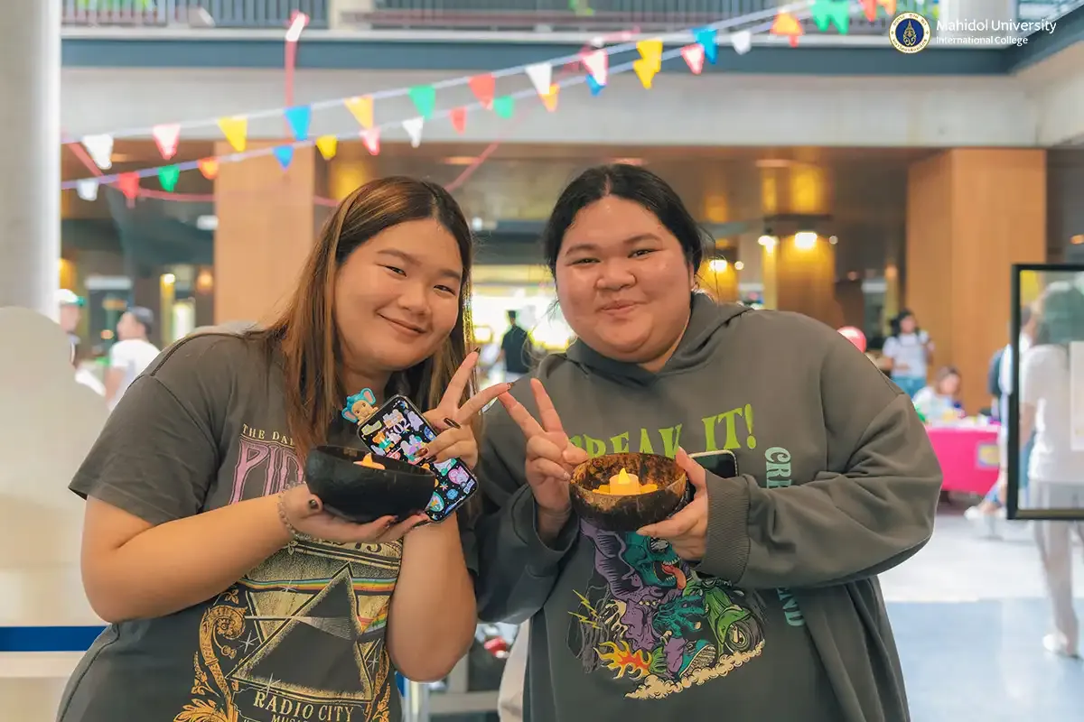 Loy Loy Krathong as MUIC’s SMO Som-O Hosts Float of Joy!