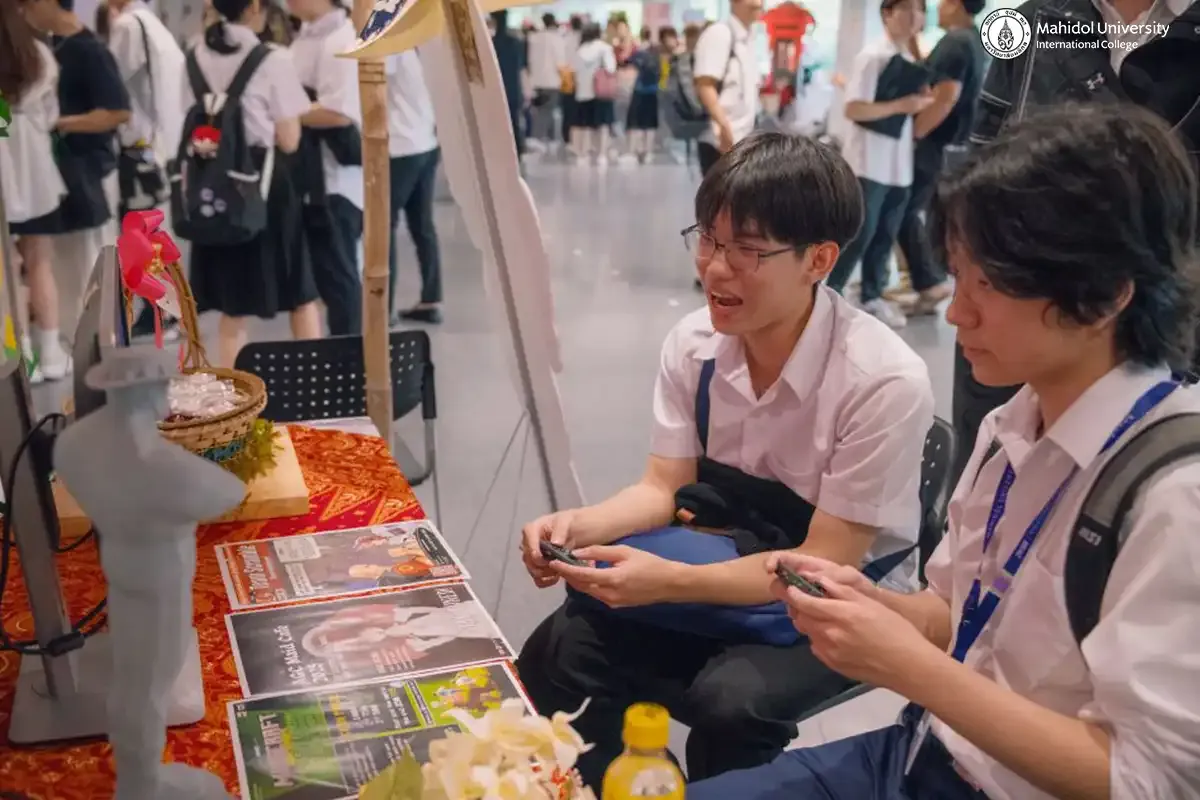 MUIC Club Expo Draws More than 1,000 Participants