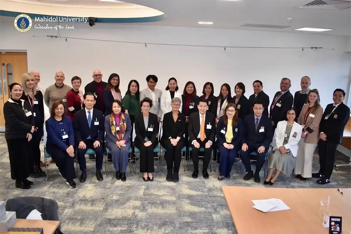 คณบดีและผู้บริหาร MUIC เข้าร่วมเจรจาความร่วมมือทางด้านวิชาการและการวิจัยร่วมกับ University of Sussex สหราชอาณาจักร