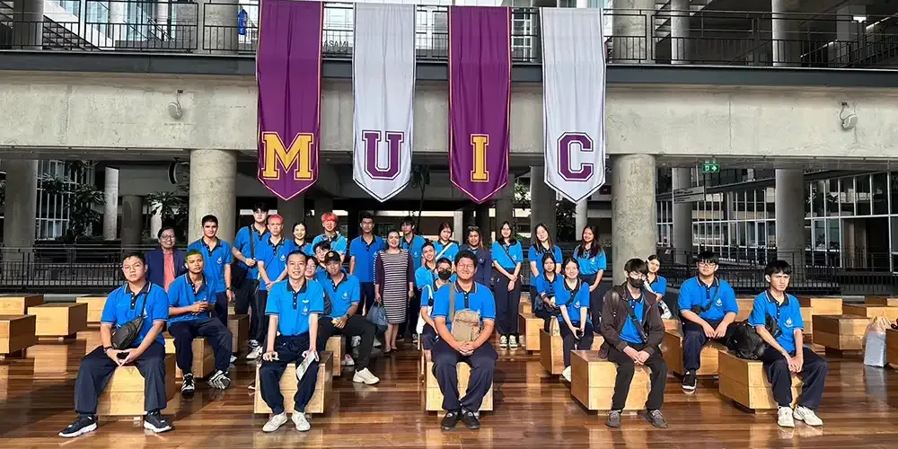 MUIC Welcomes Hatyai Wittayalai School