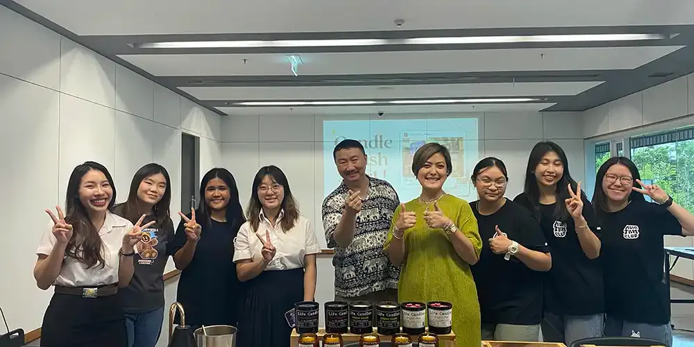 Students Make Their Own Scented Candles