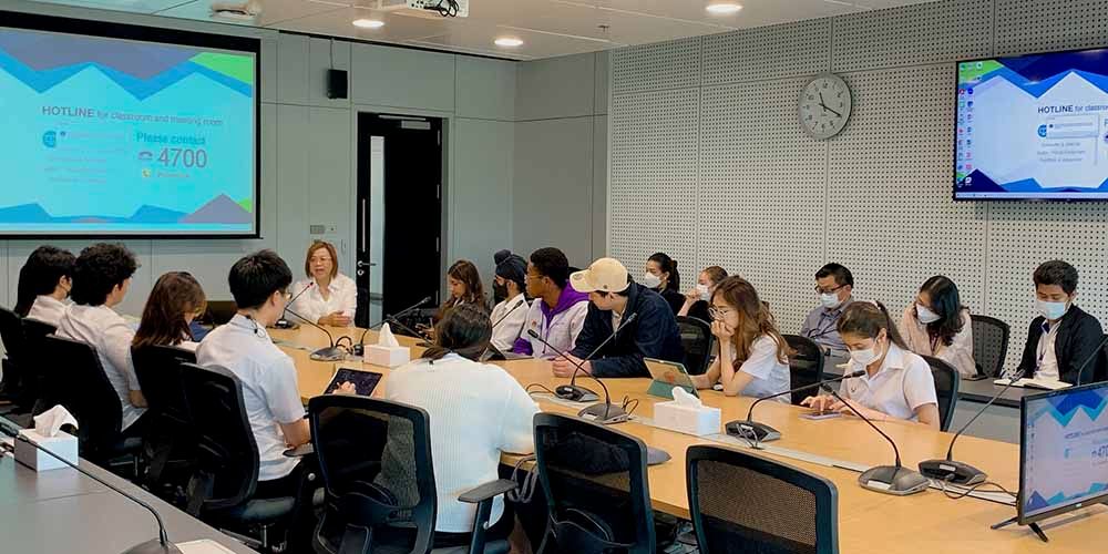 Bio Science Program’s Discussion on Studying Medicine