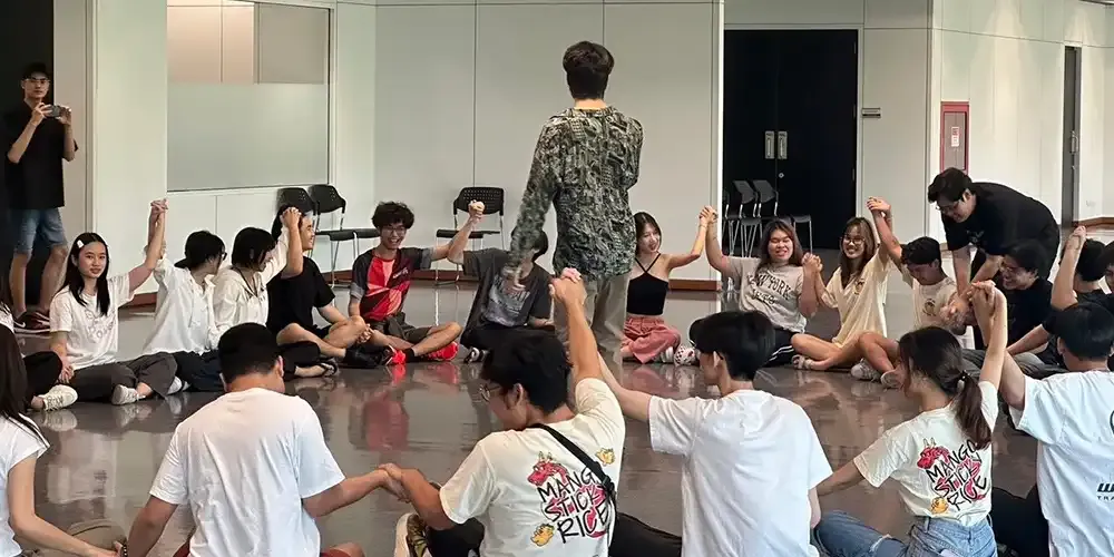 MUIC Sophomores Welcome Freshmen