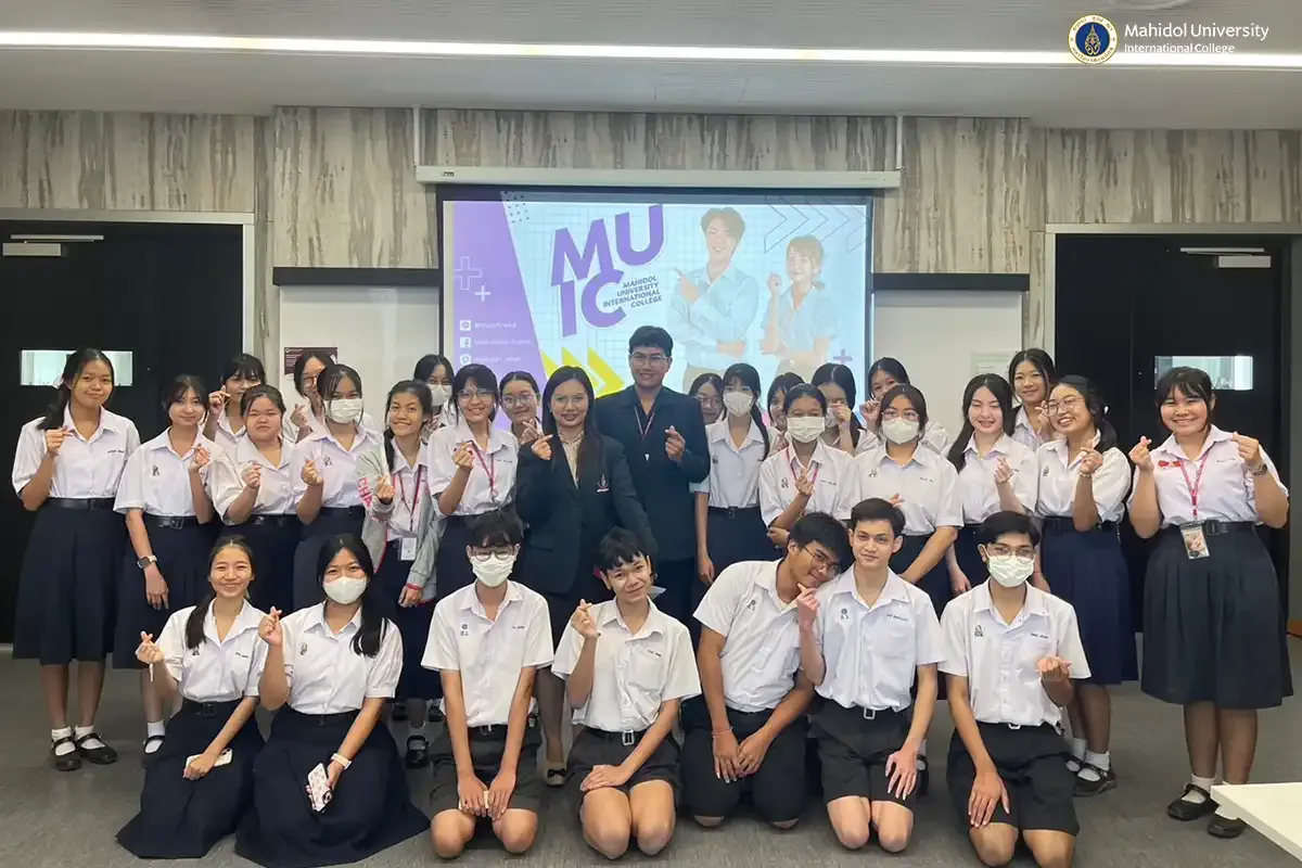 MUIC Welcomes Visitors from Nawamintrachinuthit Satriwittaya Bhuddhamonthon School￼