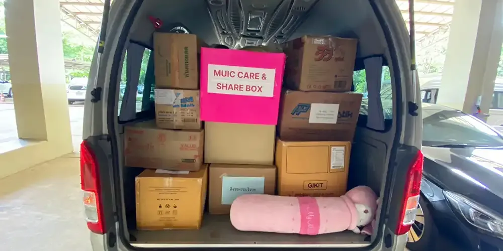 Students Donate to “MUIC Care and Share”