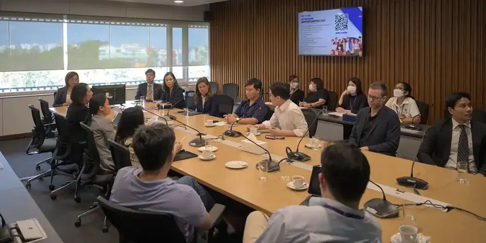 Indorama Ventures representatives Visit MUIC