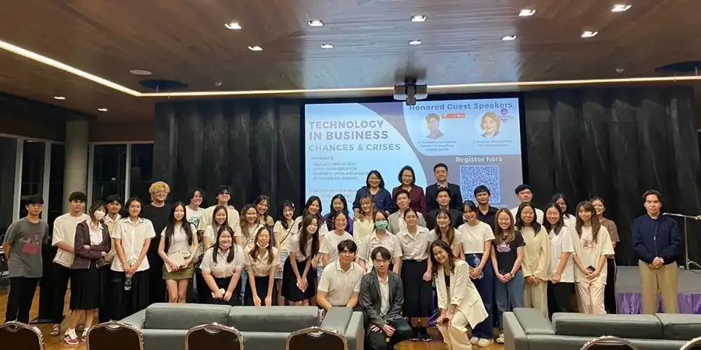 Innovation Club Organizes Talk on Technology in Business