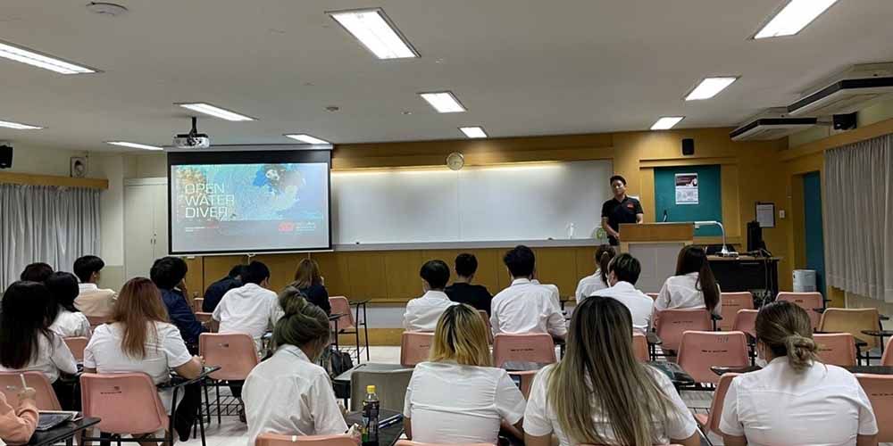 Diving Club Organizes Scuba Theory Session