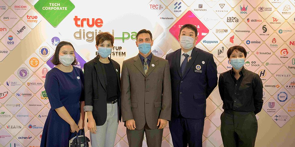 MUIC Students Attend “From Gen Z to be CEO” Event