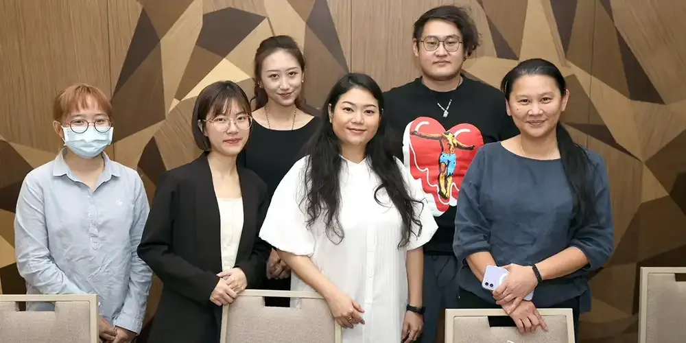 MUIC’s MM Students Visit Novotel Bangkok Platinum