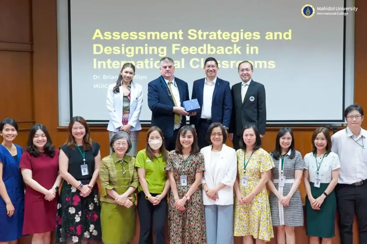 MUIC Official is Guest Speaker in MU’s Faculty of Pharmacy Event