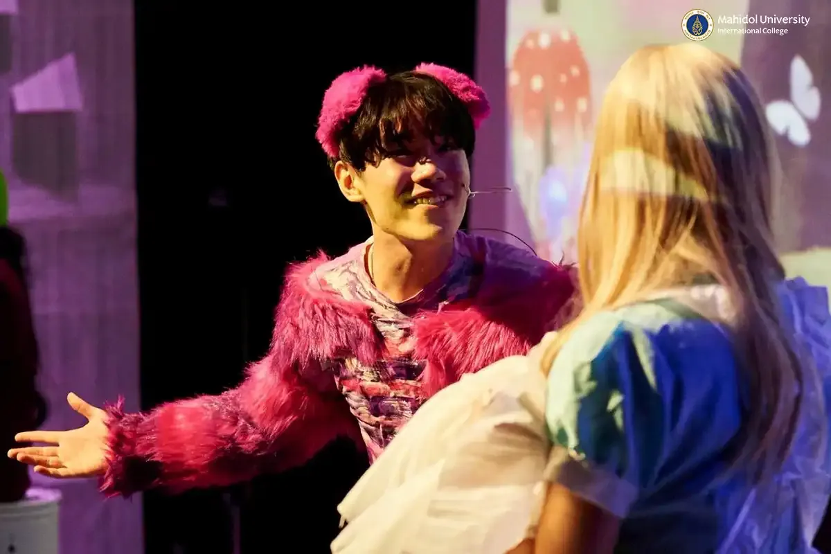 Theatre Club’s Weekly Practice for “Alice in Wonderland” the Musical