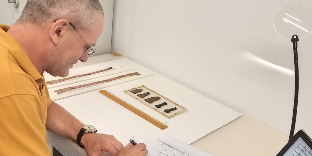 Dealing with Mummy Artifacts